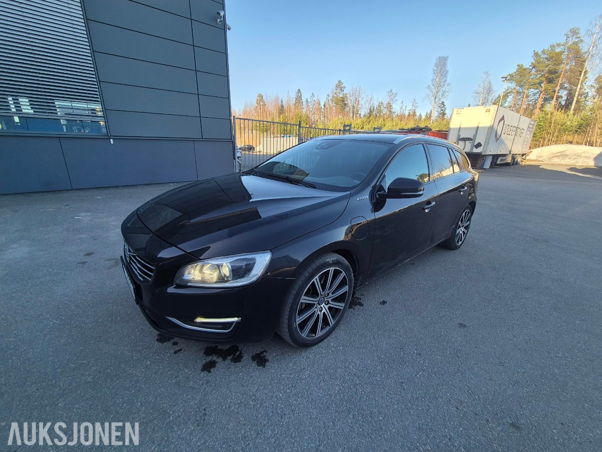 2018 Volvo V60 2.4-220 D AWD 217000km ladbar hybrid Eu godkjent