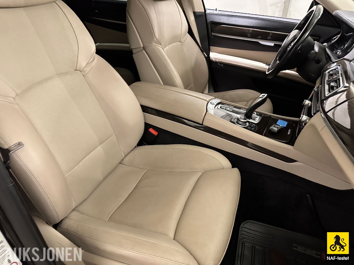 2010 BMW 740D XDRIVE 306 HK AUT ACC VARMER KAMERA HEAD-UP