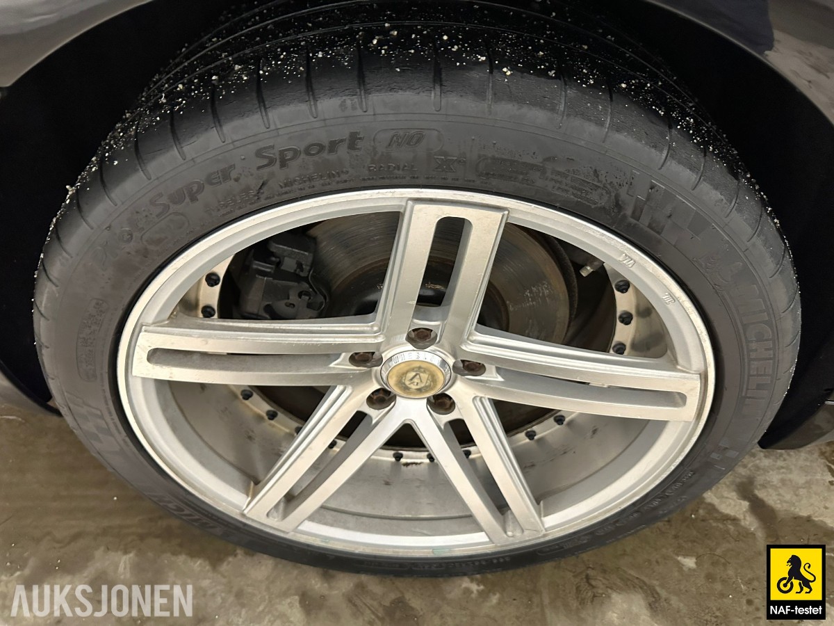 2010 BMW 740D XDRIVE 306 HK AUT ACC VARMER KAMERA HEAD-UP