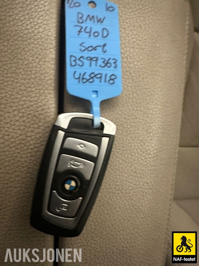 2010 BMW 740D XDRIVE 306 HK AUT ACC VARMER KAMERA HEAD-UP