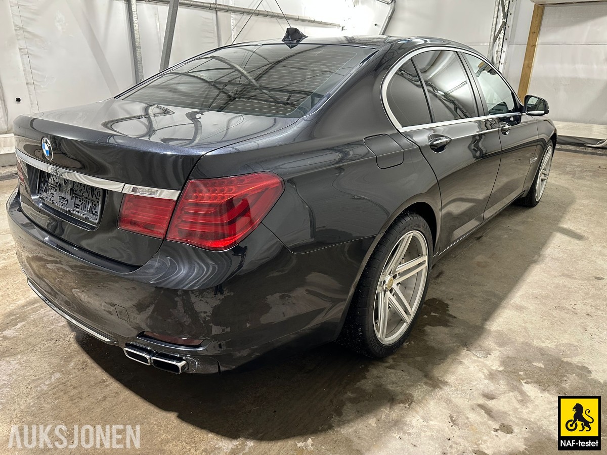 2010 BMW 740D XDRIVE 306 HK AUT ACC VARMER KAMERA HEAD-UP