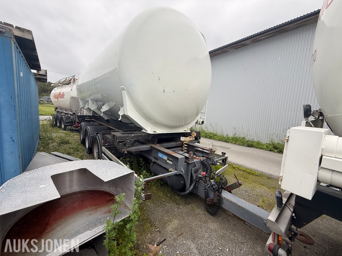 2004 Auka PHV 24-c containerkjerre m/ bulkcontainer
