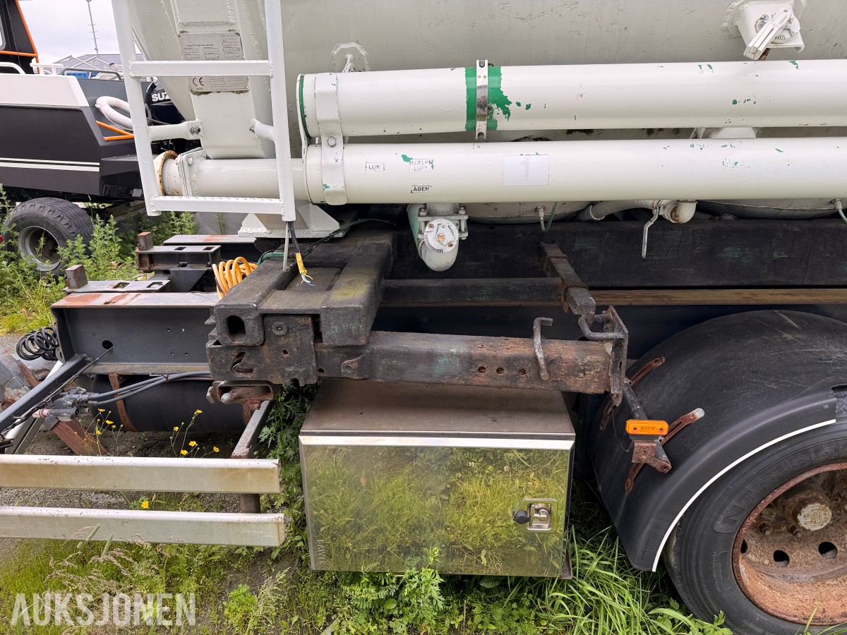 2004 Auka PHV 24-c containerkjerre m/ bulkcontainer