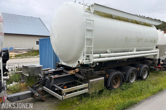 2004 Auka PHV 24-c containerkjerre m/ bulkcontainer