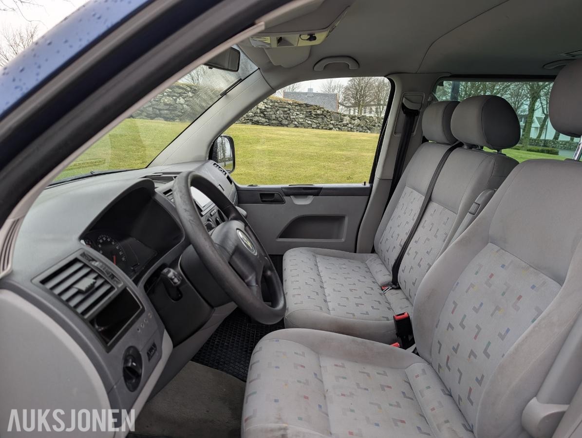 2006 Volkswagen CARAVELLE/TRANSPORTER T5 LANG 2.5TDI 131hk AUTOMAT HENGERESTE