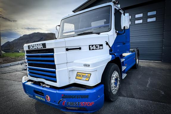 1989 Scania T 143M Racing Truck Snutebil - V8 motor - 950 hk - Spesialbygget av Scania i 1989