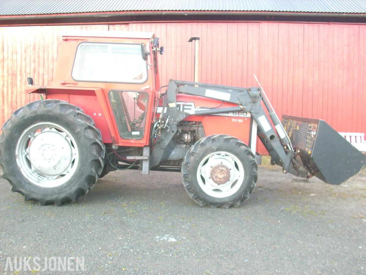 1982 Massey Ferguson MF 590-4 Turbo med Trima laster og skuffe