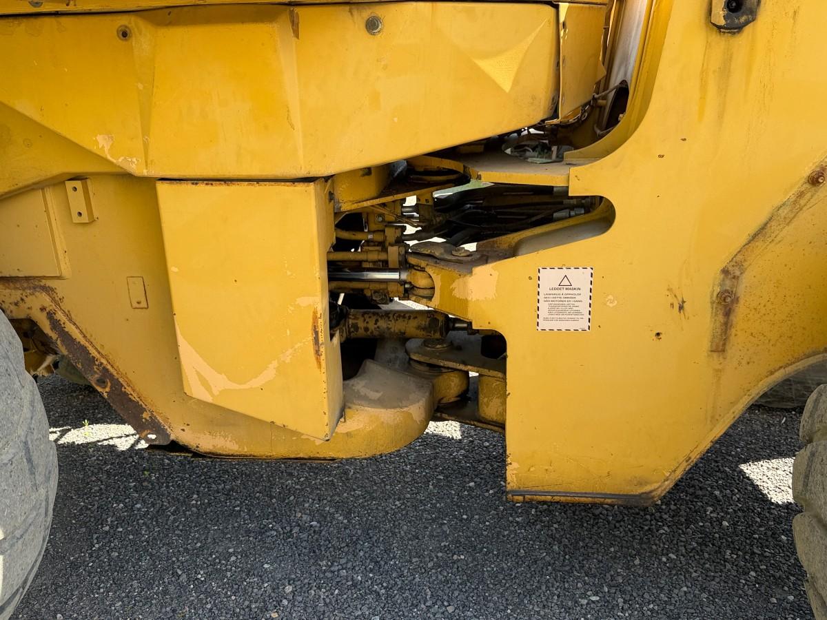 1987 Cat IT28B hjullaster med skuffe