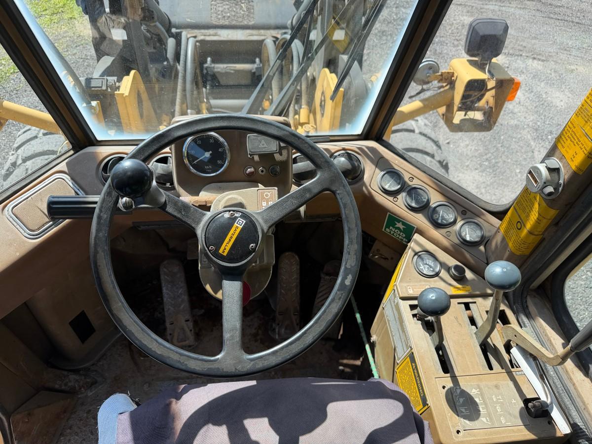 1987 Cat IT28B hjullaster med skuffe