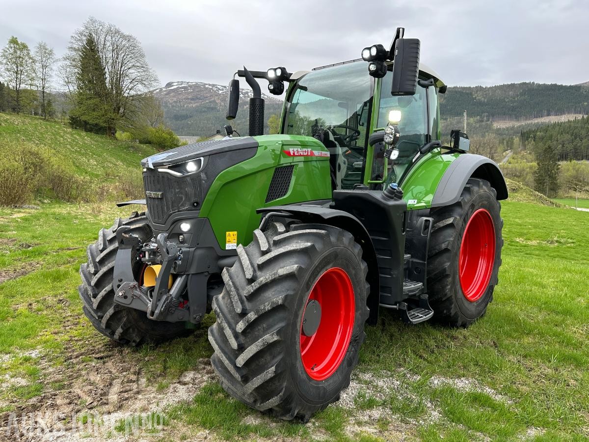 2024 Fendt 728 Vario Gen 7 Traktor, 920 timer