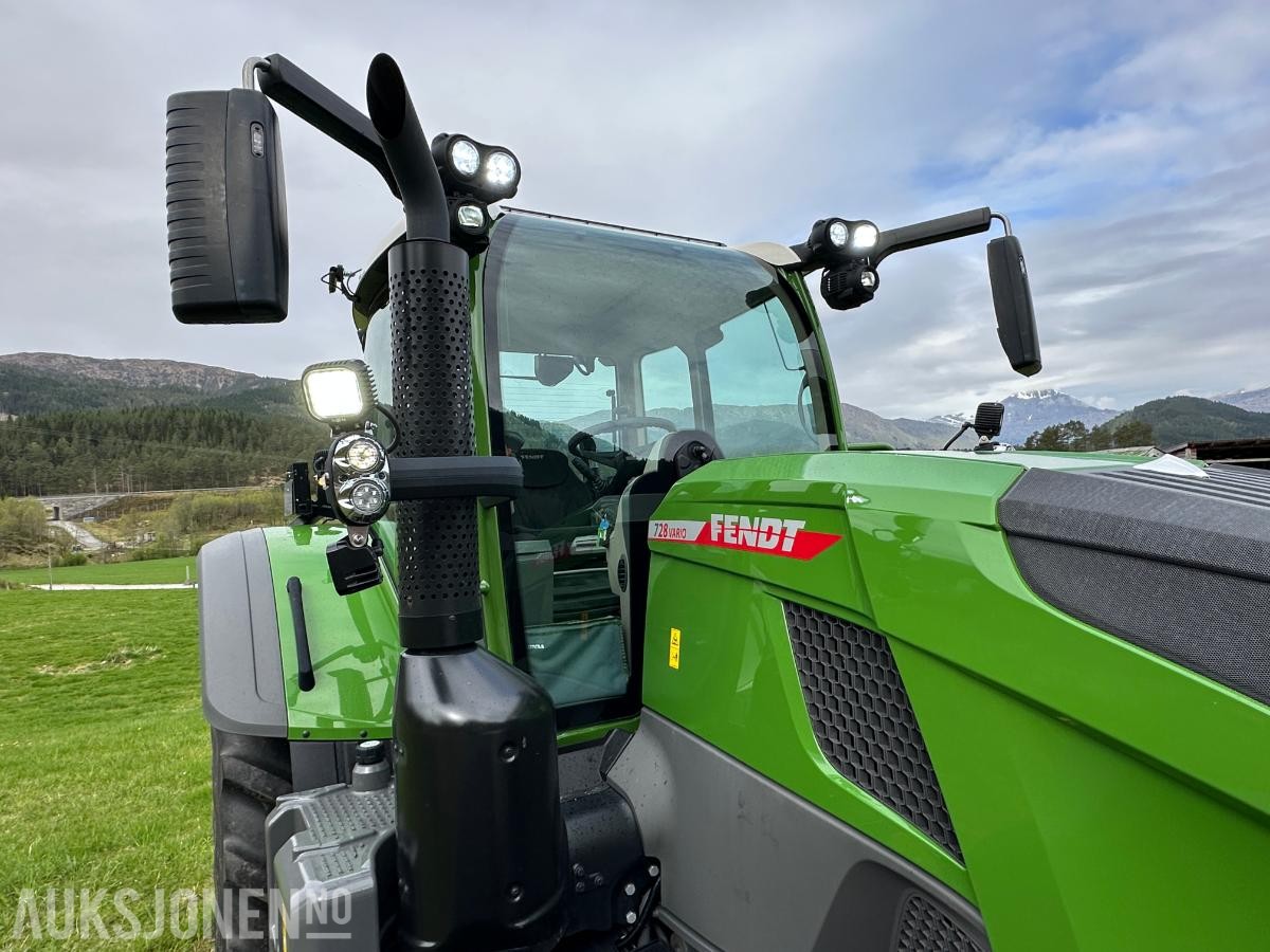 2024 Fendt 728 Vario Gen 7 Traktor, 920 timer
