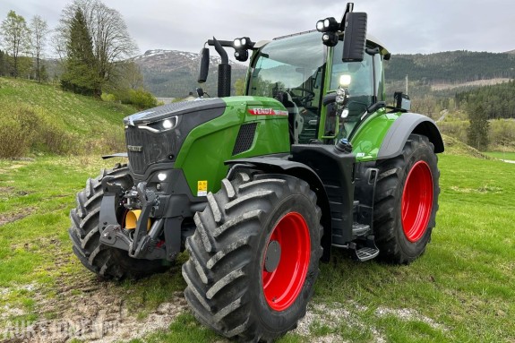 2024 Fendt 728 Vario Gen 7 Traktor, 920 timer
