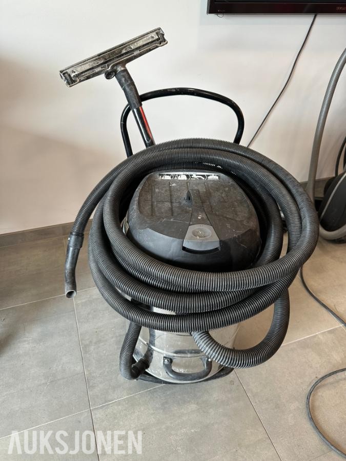 Proff støfsuger fra Kärcher 230V 2400w Max 2700w