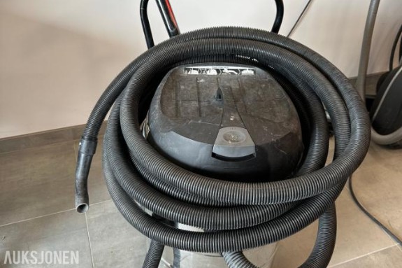 Proff støfsuger fra Kärcher 230V  2400w  Max 2700w
