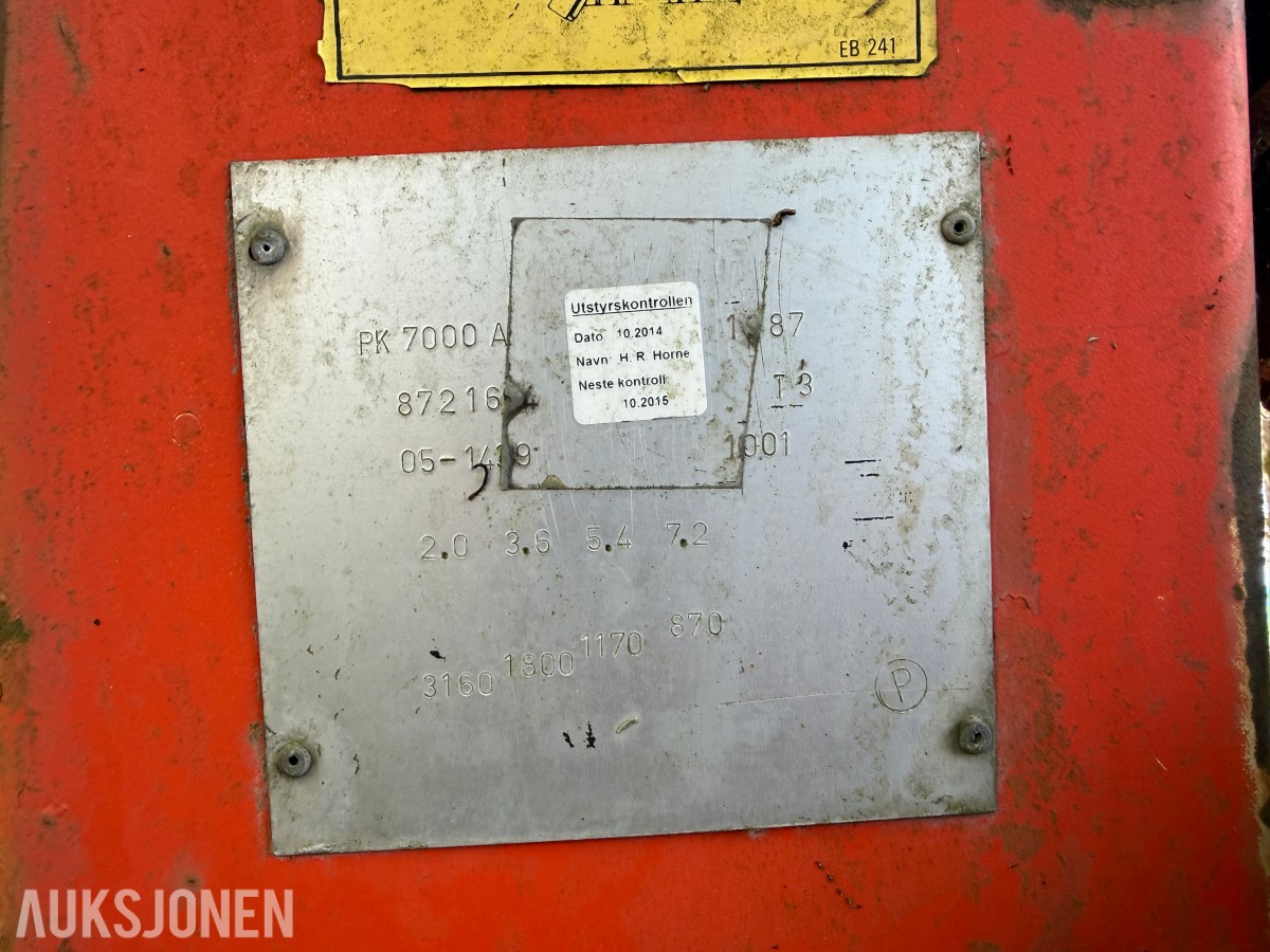 1987 Palfinger PK7000A lastebilkran.