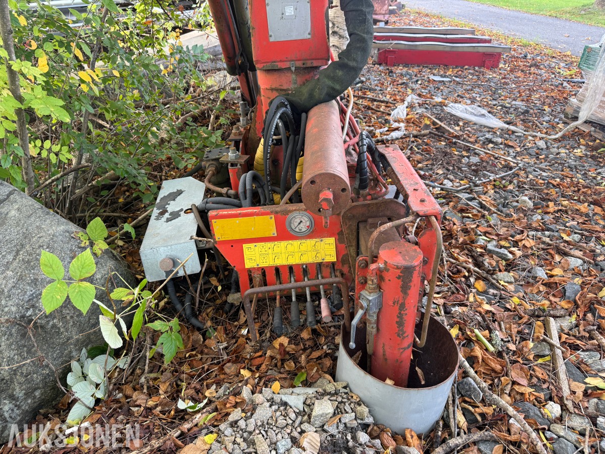 1987 Palfinger PK7000A lastebilkran.