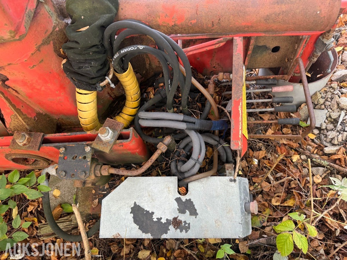 1987 Palfinger PK7000A lastebilkran.