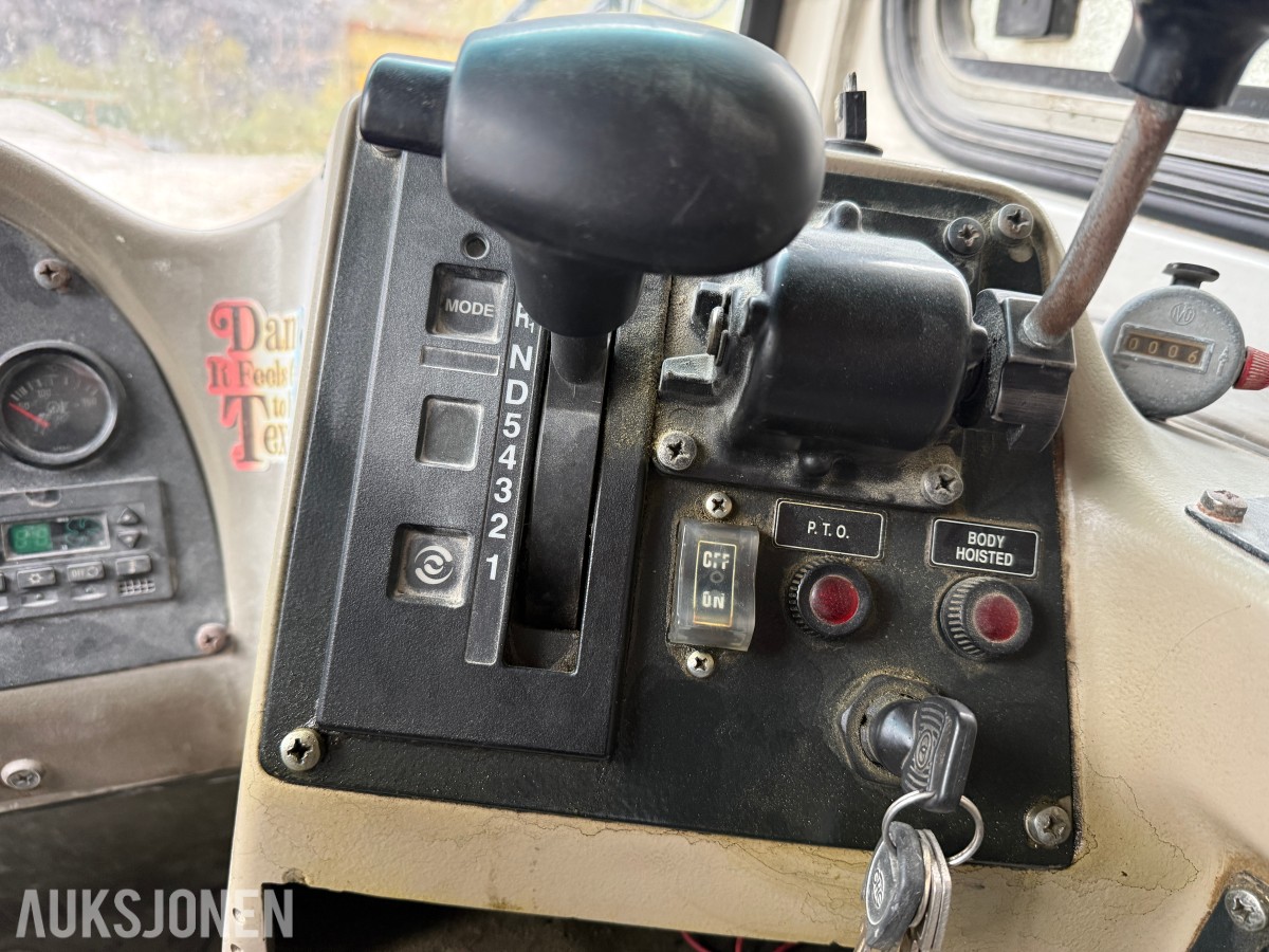 2004 Perlini DP 705 Idefix dump truck