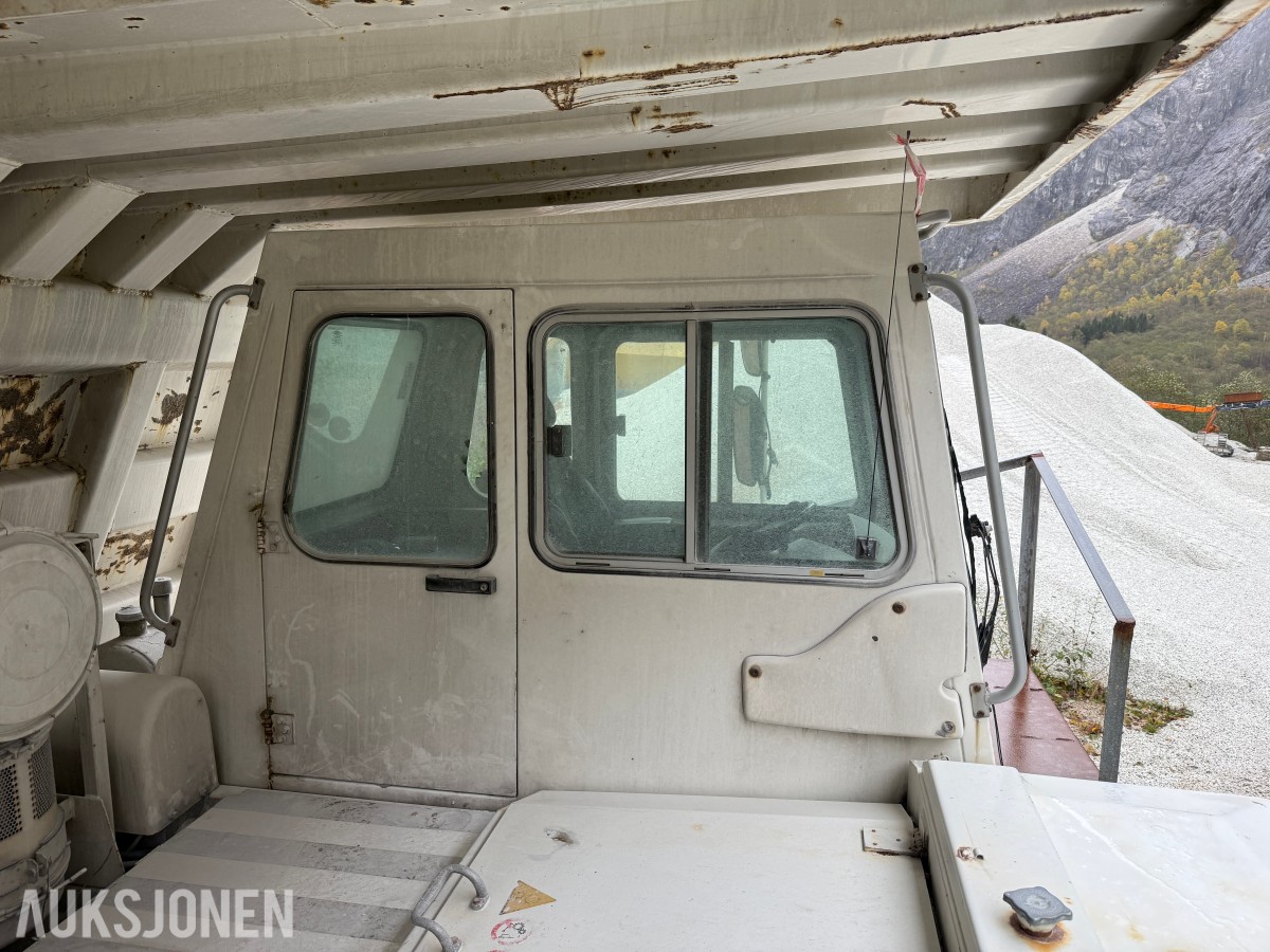 2004 Perlini DP 705 Idefix dump truck