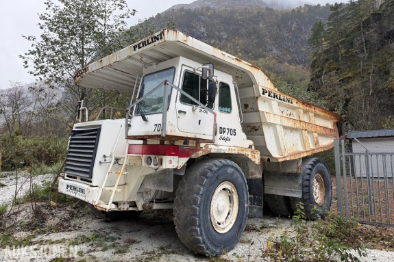 2004 Perlini DP 705 Idefix dump truck