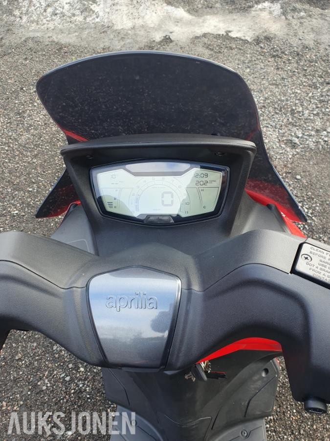 2023 Aprilia SXR 50