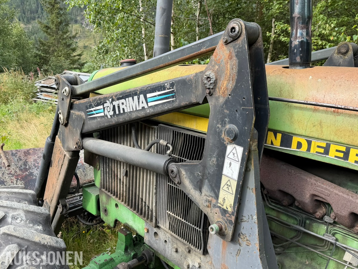 1992 John Deere 3050 S Traktor med skogsvinsj