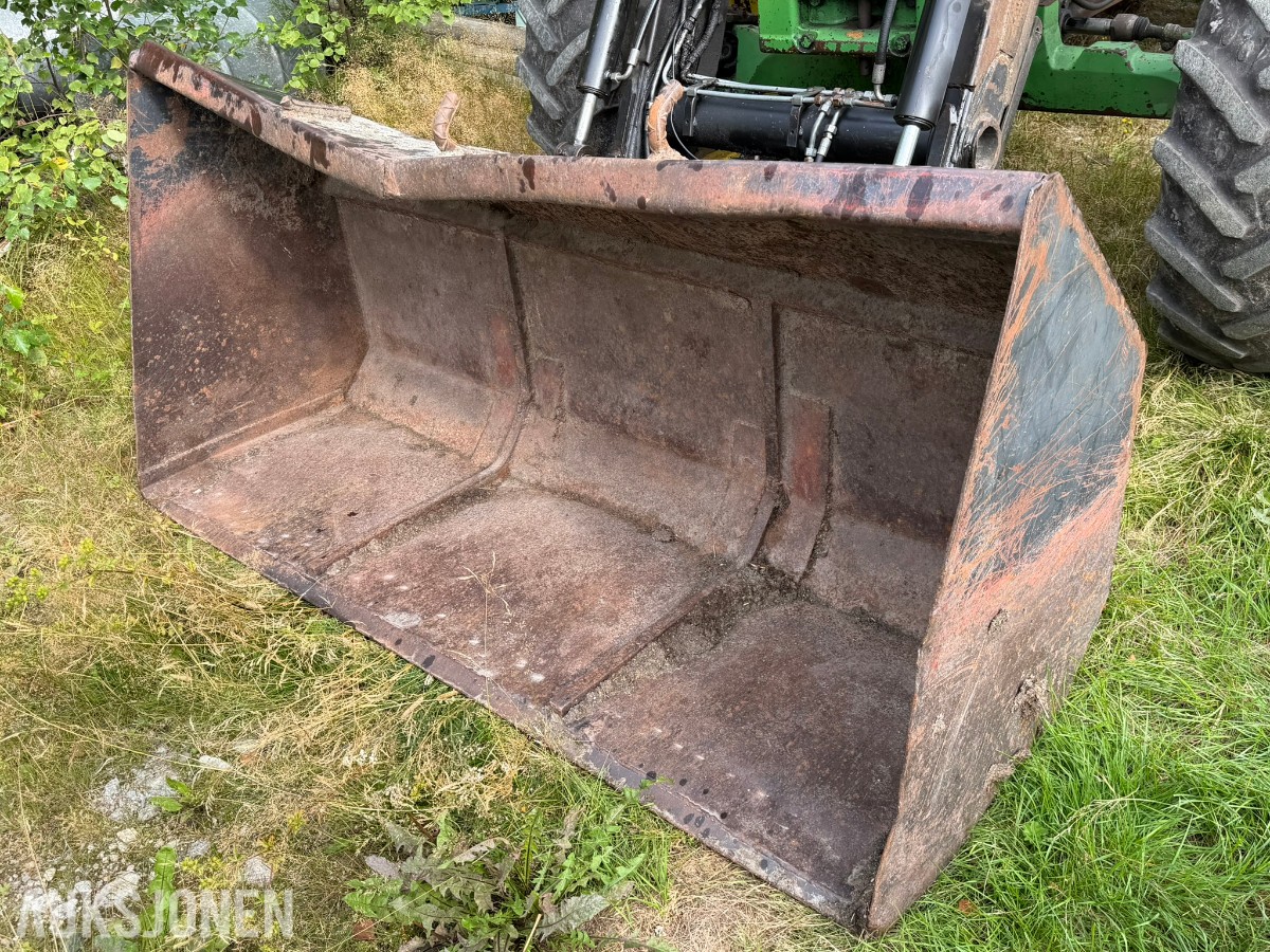 1992 John Deere 3050 S Traktor med skogsvinsj