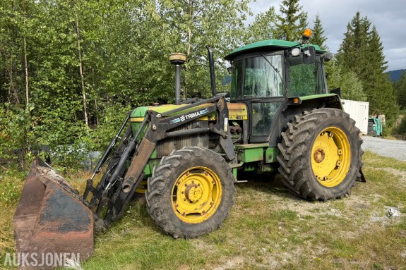 1992 John Deere 3050 S Traktor med skogsvinsj