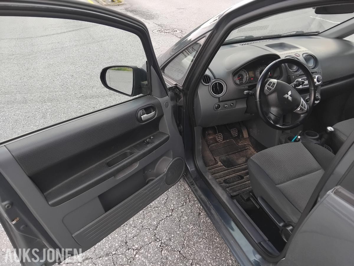 2011 Mitsubishi Colt, 95HK EU OK 03.2027 S+V DEKK
