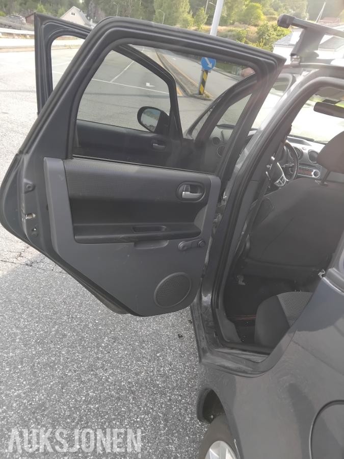 2011 Mitsubishi Colt, 95HK EU OK 03.2027 S+V DEKK