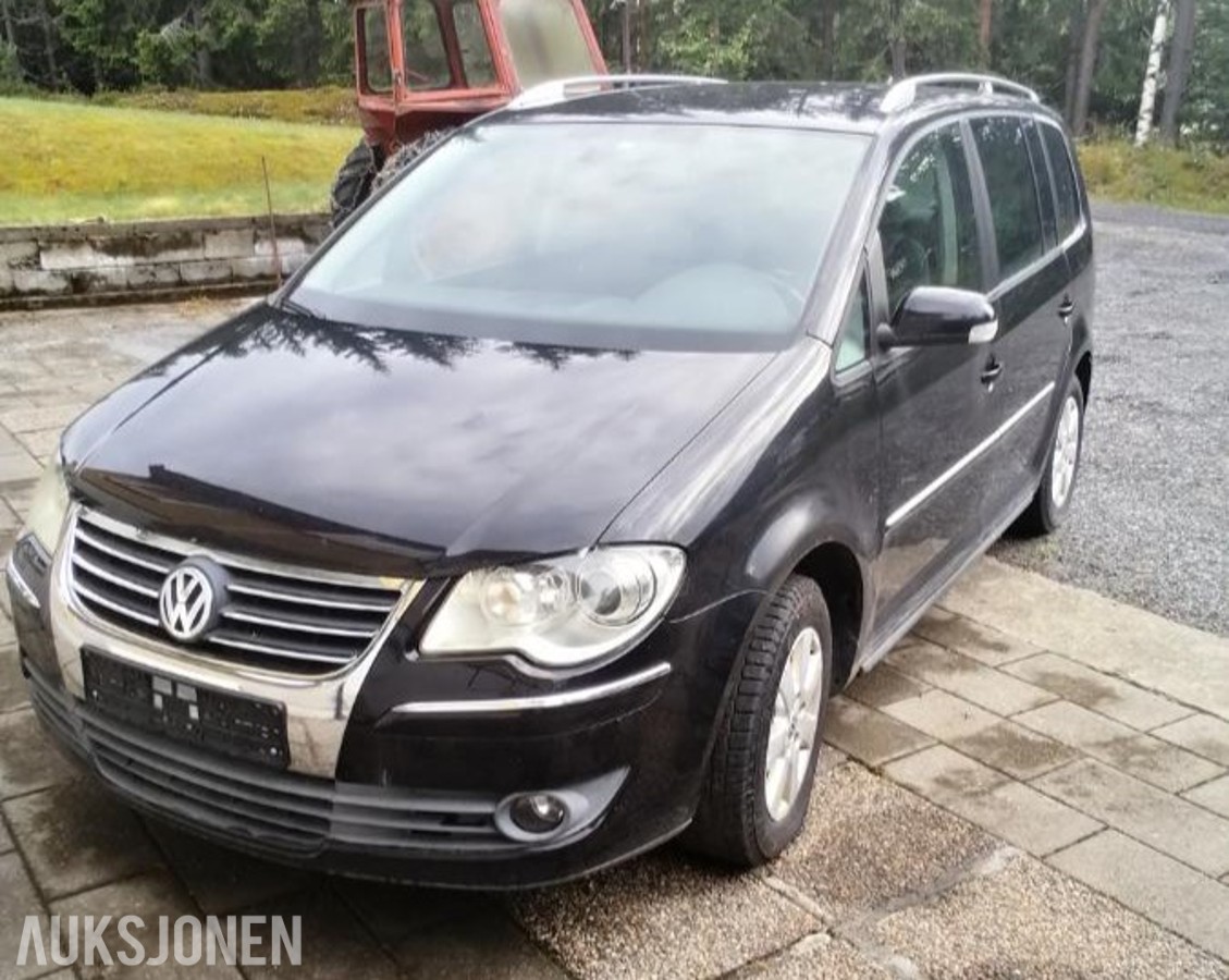 2007 Volkswagen Touran 1.9 Diesel, 144000km, Reparasjonsobjekt/delebil