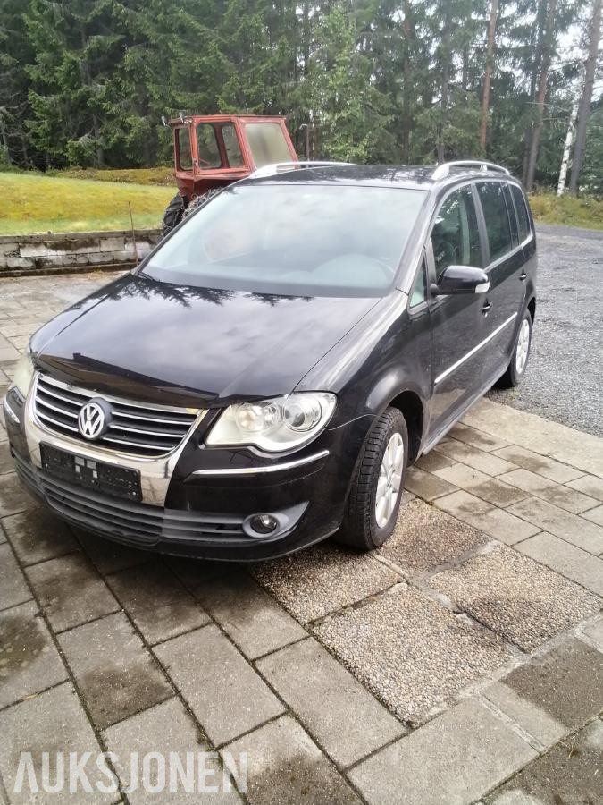 2007 Volkswagen Touran 1.9 Diesel, 144000km, Reparasjonsobjekt/delebil