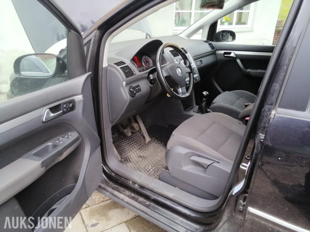 2007 Volkswagen Touran 1.9 Diesel, 144000km, Reparasjonsobjekt/delebil