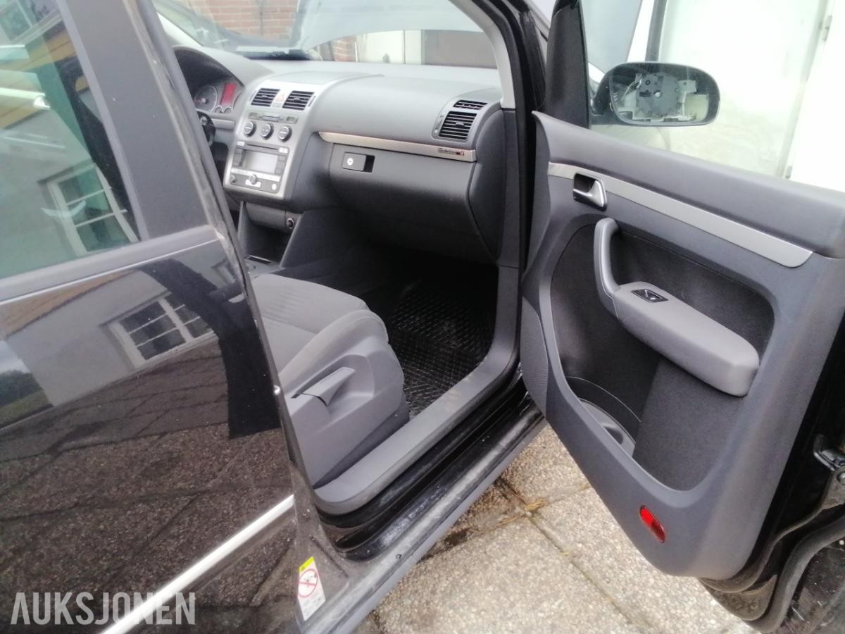 2007 Volkswagen Touran 1.9 Diesel, 144000km, Reparasjonsobjekt/delebil