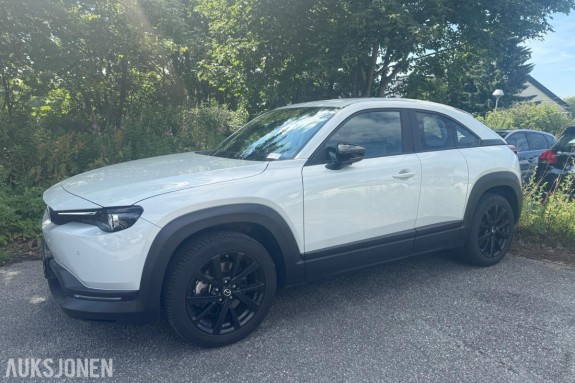2021 Mazda MX-30 145hk 49600km NORSK HEAD-UP KAMERA ADAPTIV CRUISE NAVI s+v dekk eu ok 05.2026