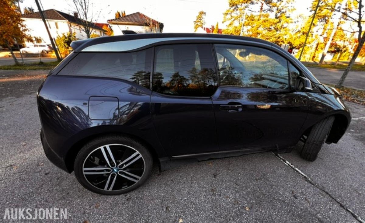 2018 BMW i3 94AH FULLY CHARGED EDITION ADAPTIV CRUISE KAMERA SOLTAK