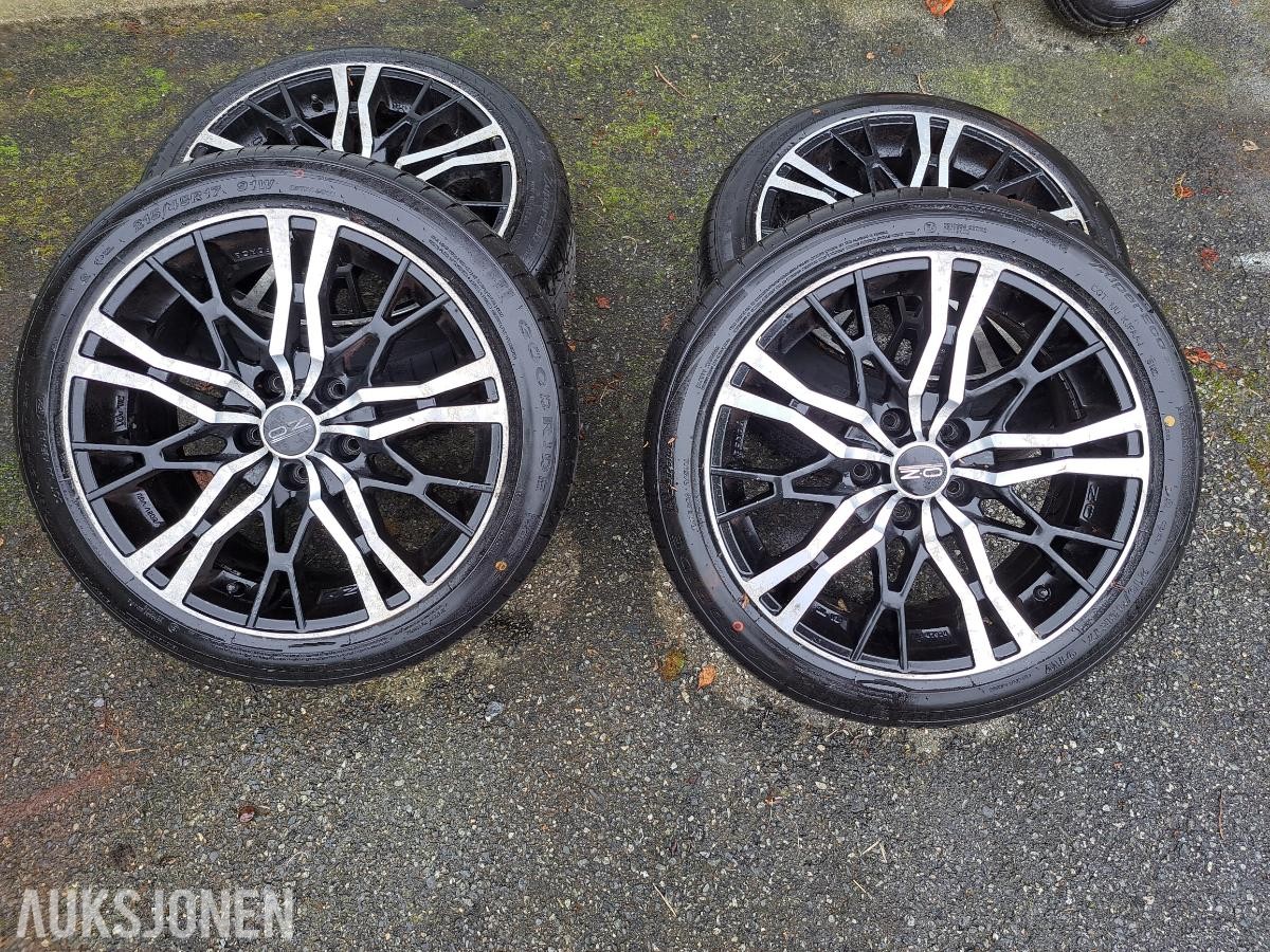 17'' Felger 5x112 med nye sommerdekk 215/45-17