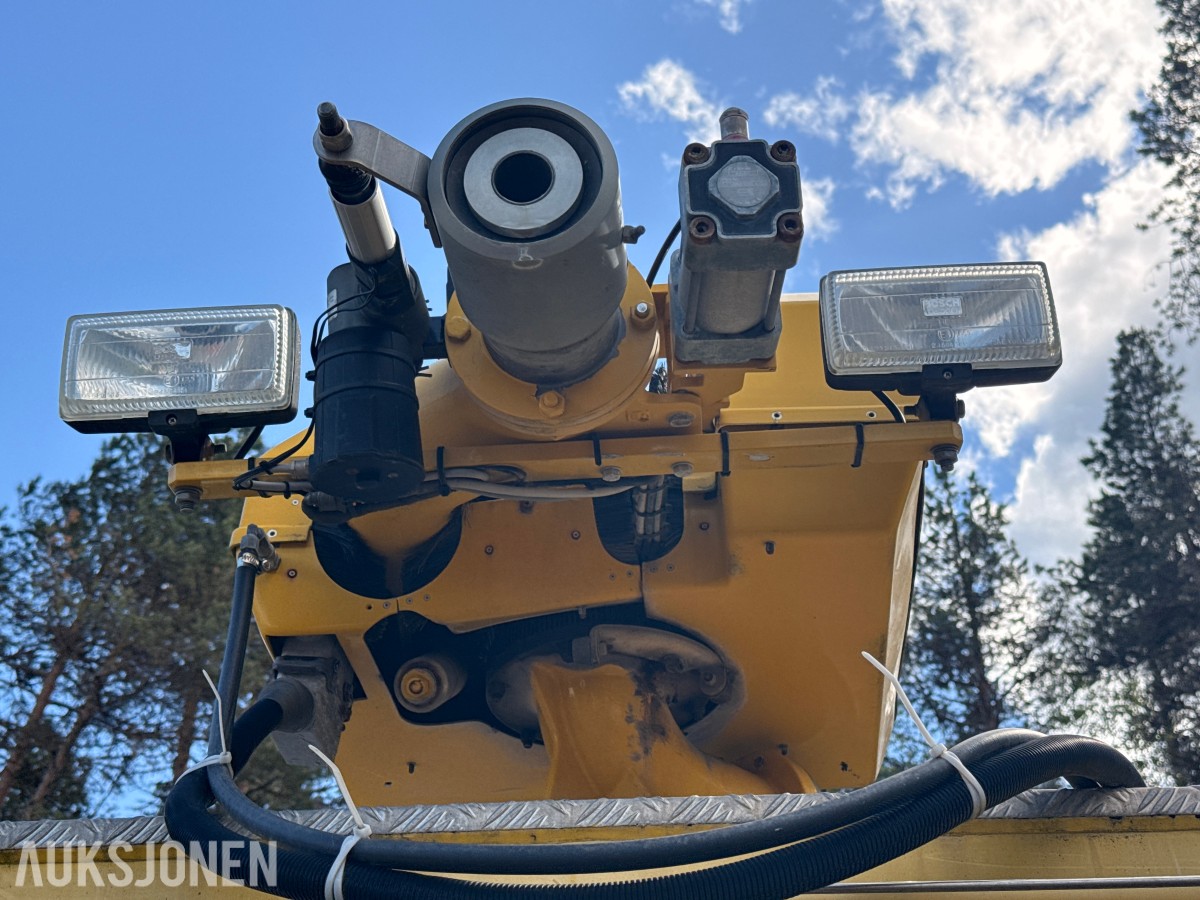 1993 MAN 24460 Brannbil 6x6 58081km