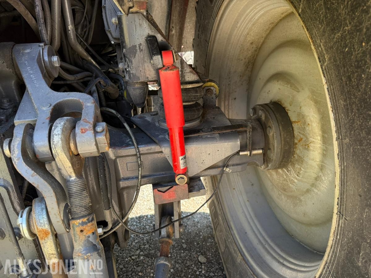 2010 Massey Ferguson 6470 Dyna-6 / 50 km/t / Brøyteplate / Laster / 