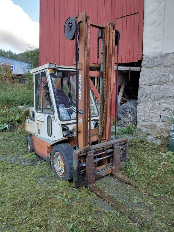 1993 Nissan RGH02A30U gaffeltruck