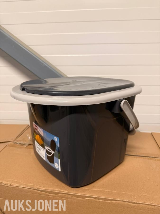 Beredskapstoaletter – 8 stk. nye BranQ Compact-toaletter