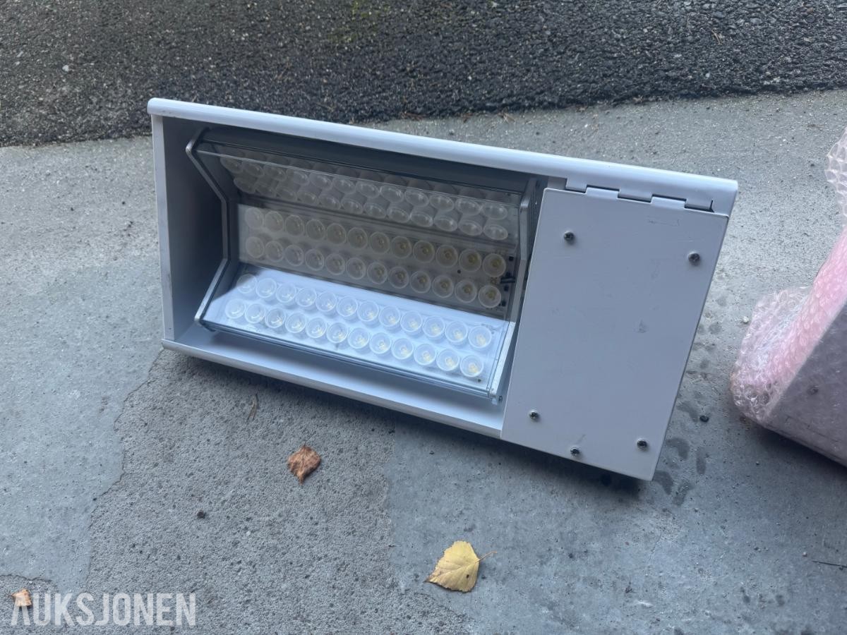 2 stk Philips alumiums armaturer