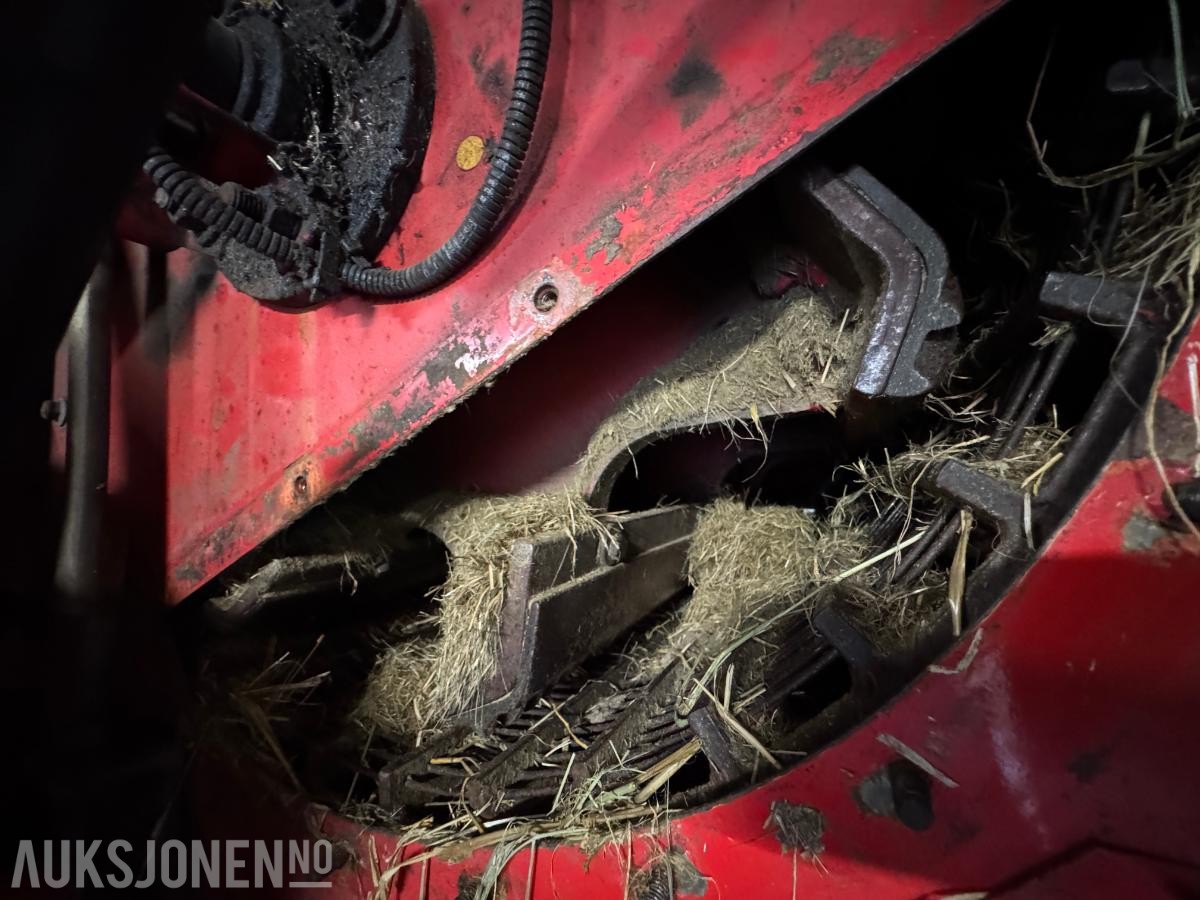 1996 Massey Ferguson MF 34 skurtresker