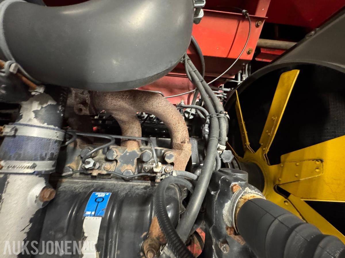 1996 Massey Ferguson MF 34 skurtresker