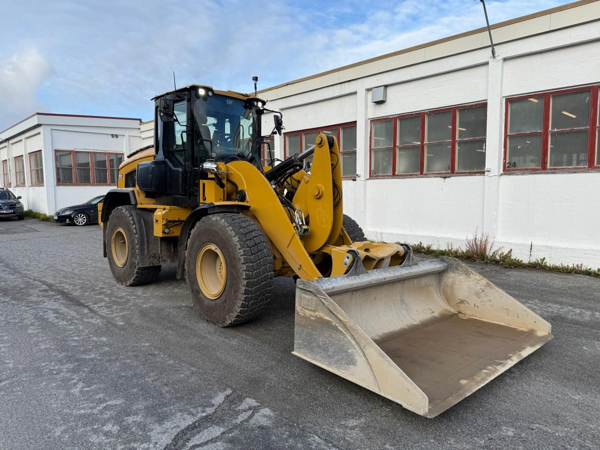 2024 Cat 930 Hjullaster, Spakestyring - Sentralsmøring