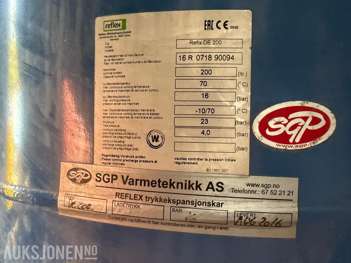 2015 BNS Container med sideåpning Intec Pumpe