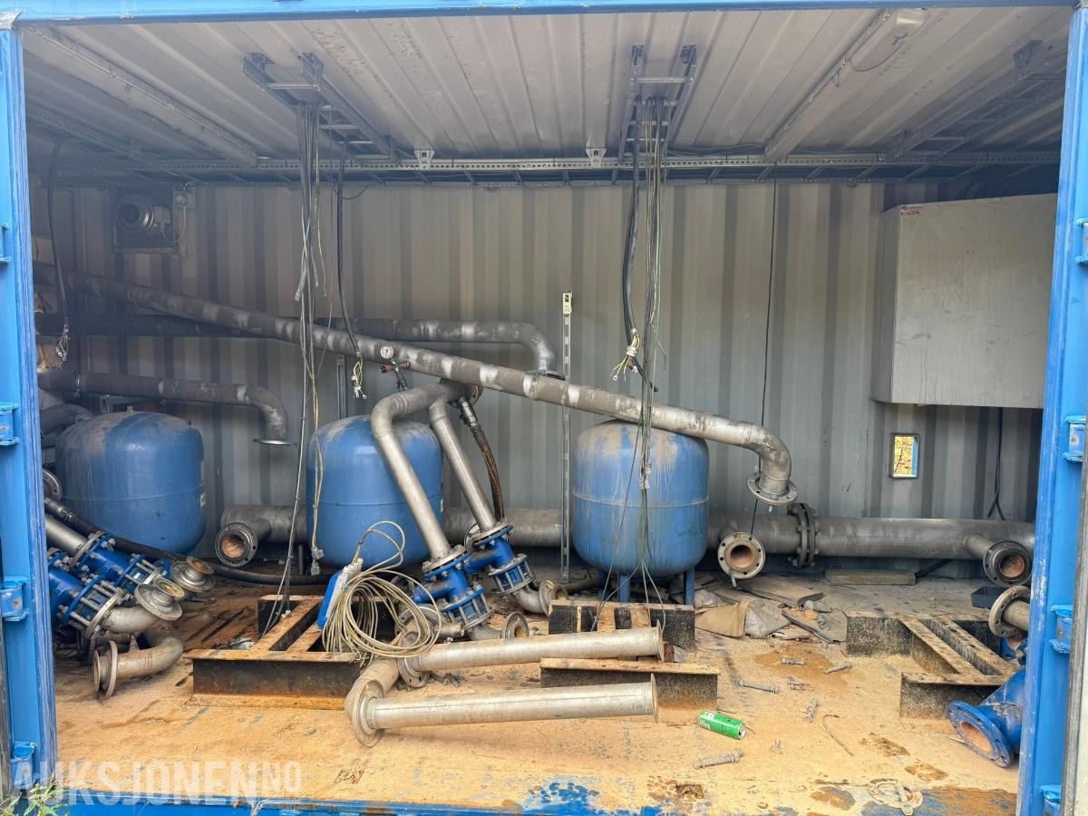 2015 BNS Container med sideåpning Intec Pumpe