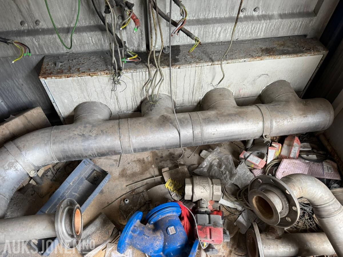 2015 BNS Container med sideåpning Intec Pumpe