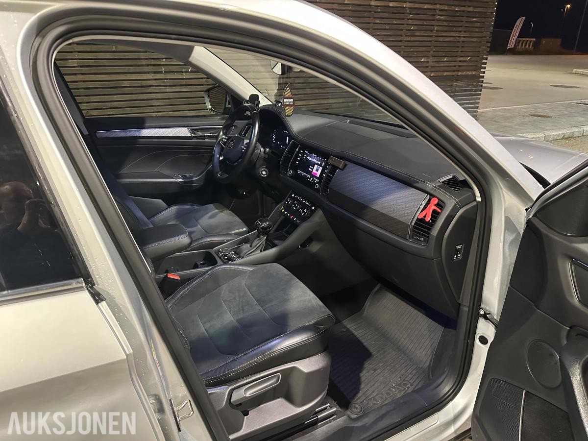 2022 Skoda Kodiaq 2.0 150hk 4x4 Webasto Ryggekamera Adaptiv LED