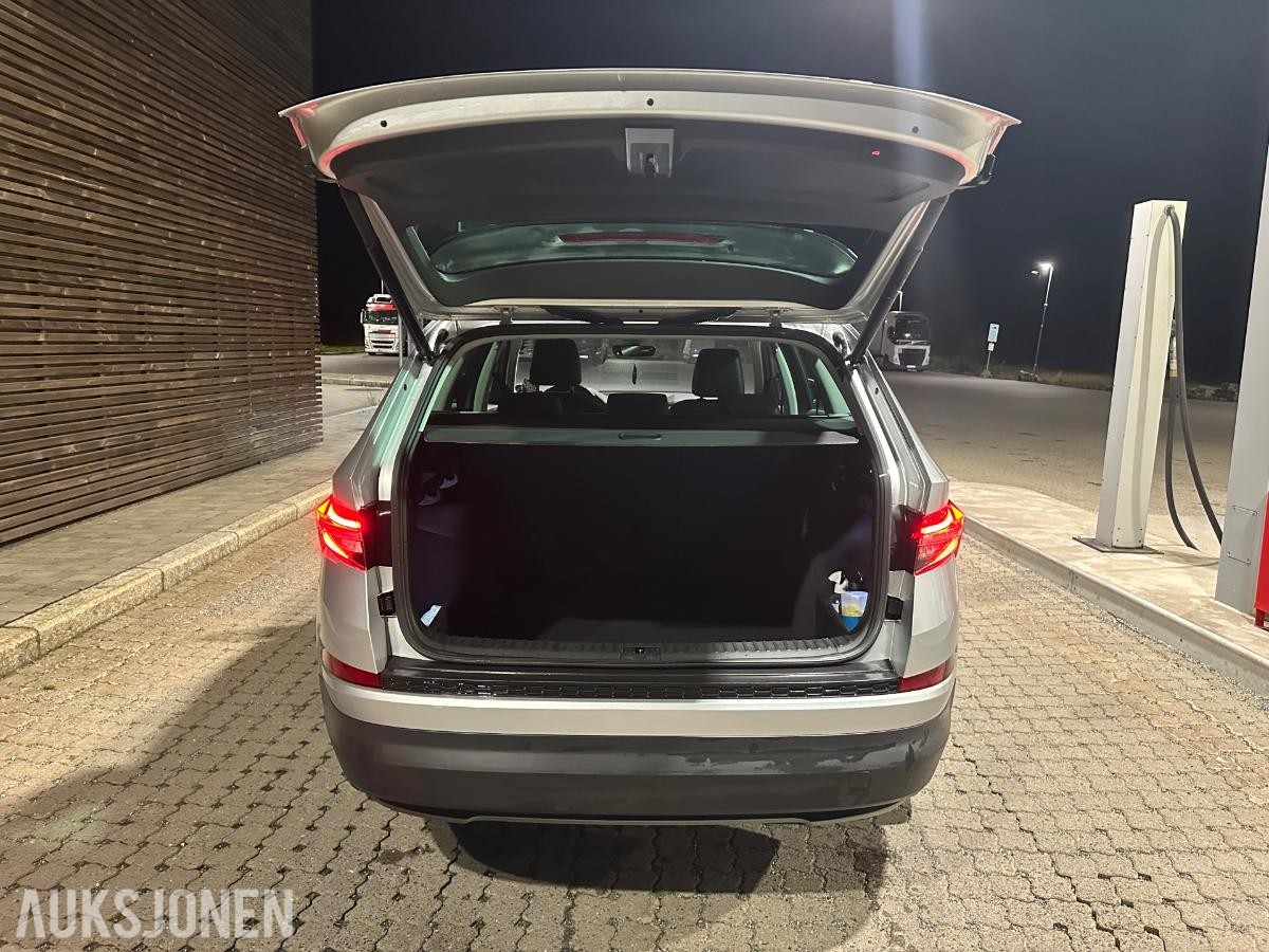 2022 Skoda Kodiaq 2.0 150hk 4x4 Webasto Ryggekamera Adaptiv LED